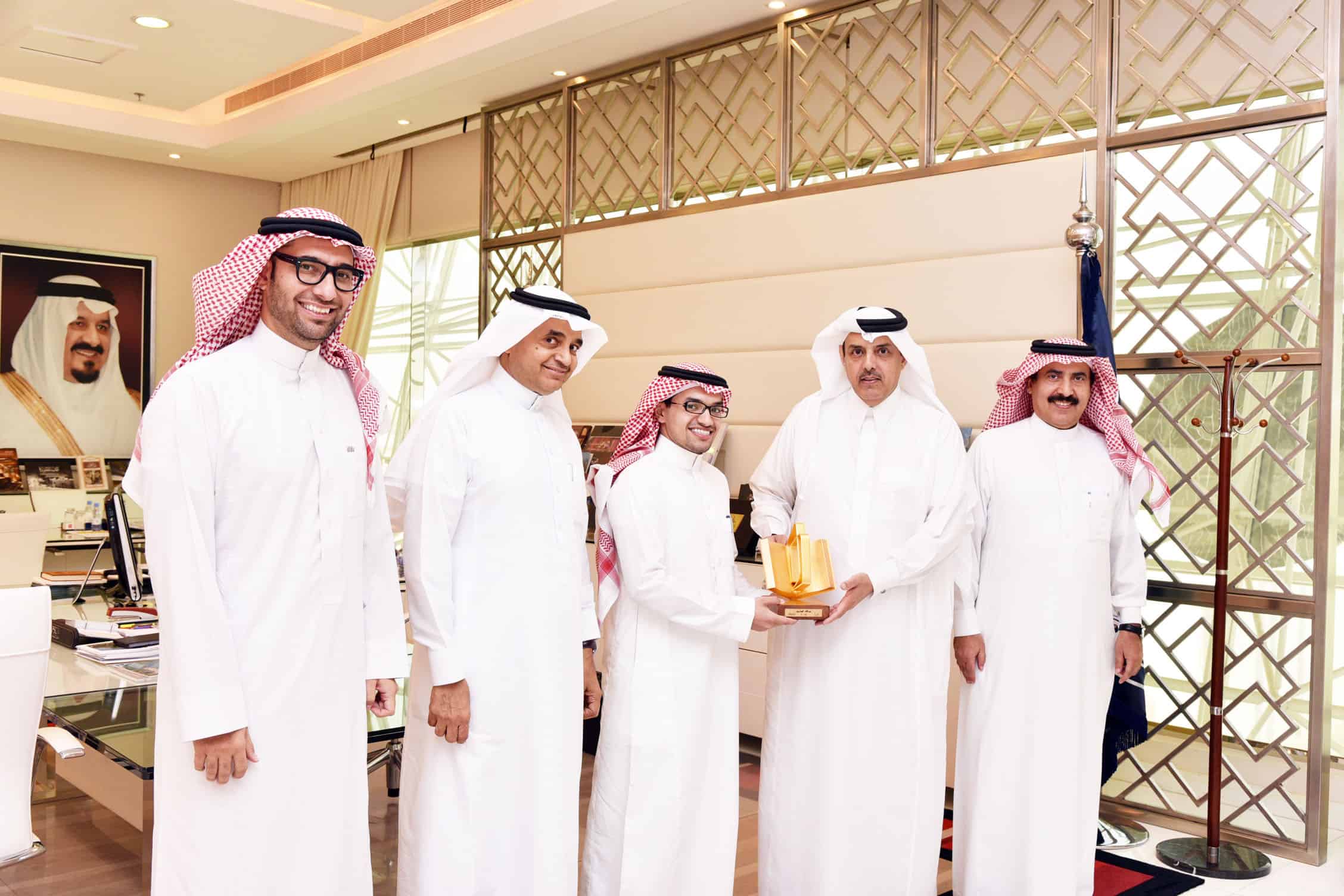 ​His Highness the Chairman of Board of Trustees Honors the Student Almoshwah for Winning the Title of "The Year Reader"